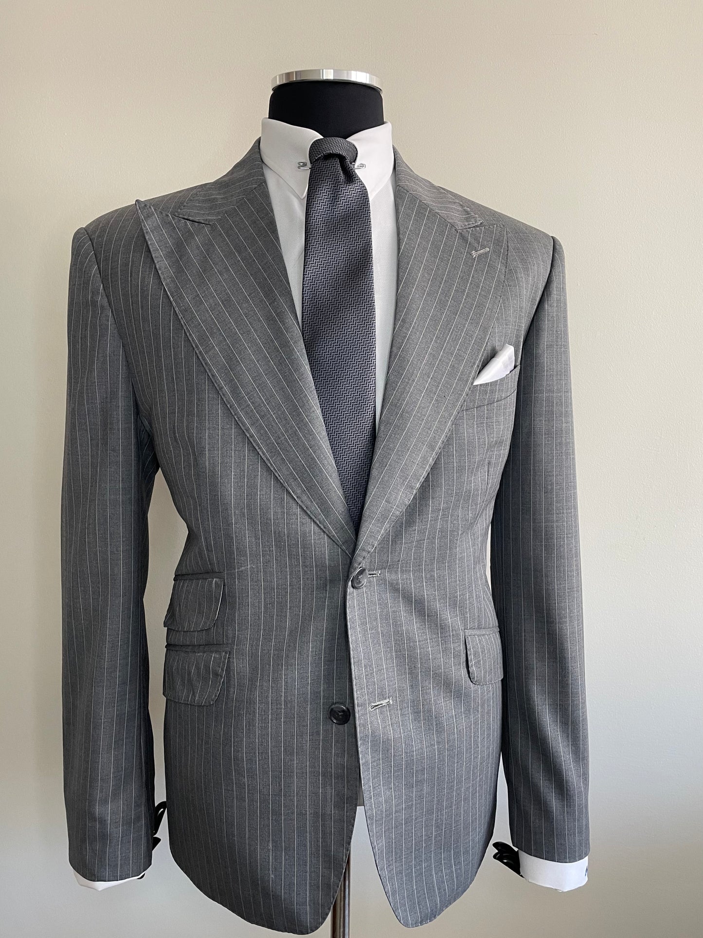 Cedron Collection Hand-Crafted Bespoke Suit.