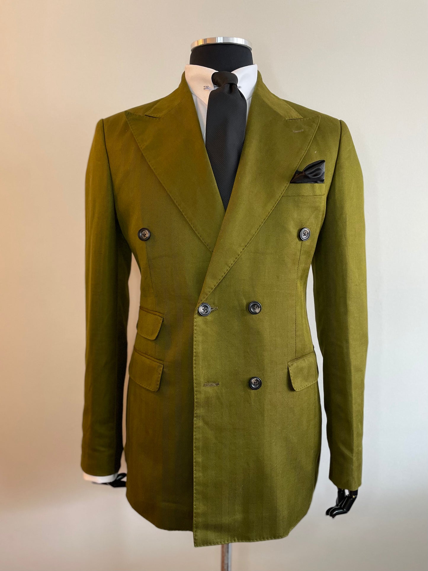 Cedron Collection Hand-Crafted Bespoke Suit.