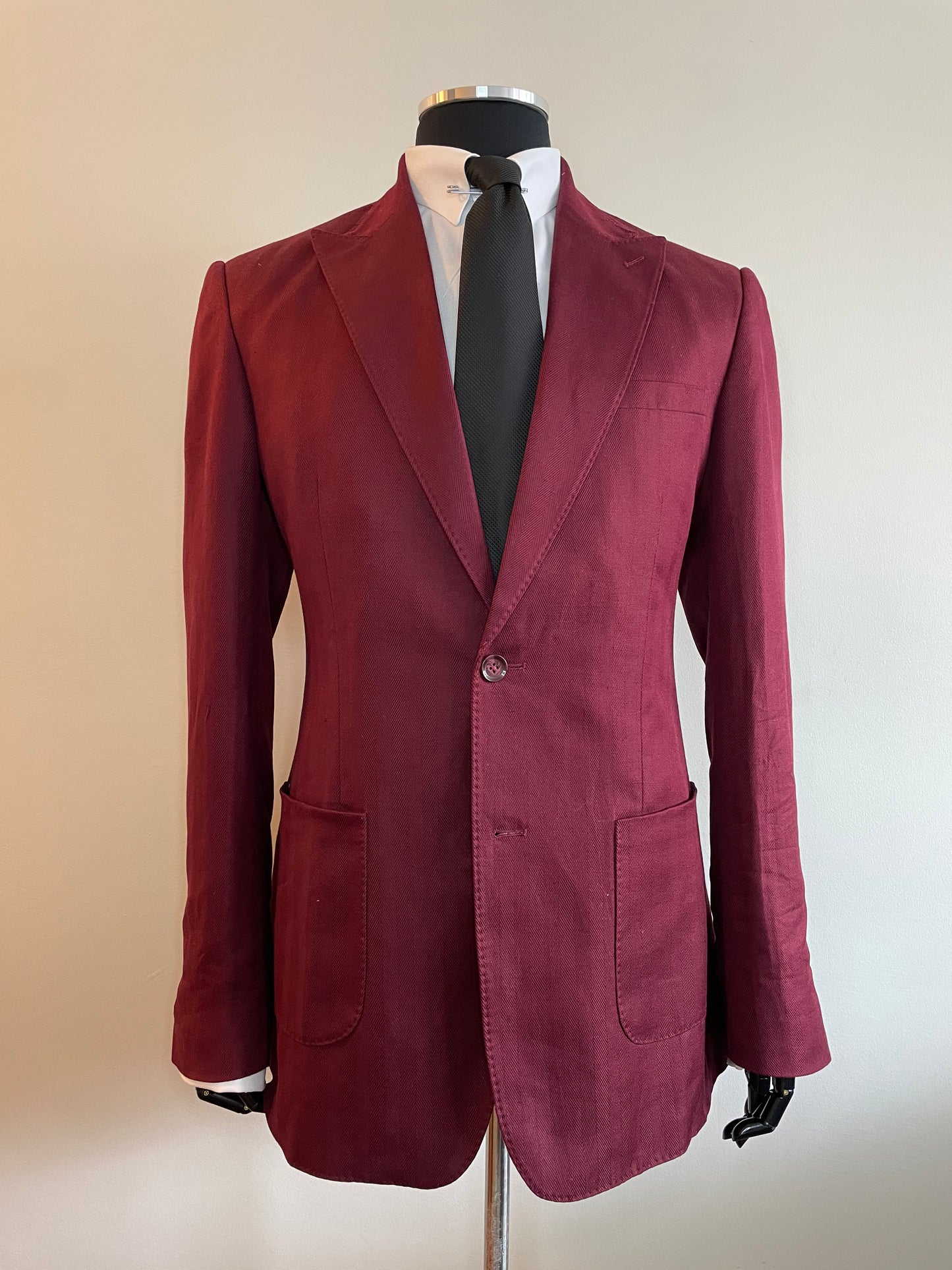 Cedron Collection Hand-Crafted Bespoke Suit.